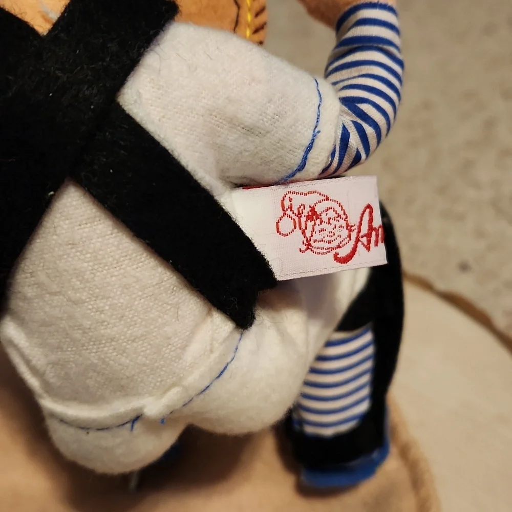 Annalee Doll Baseball Catcher Design 1993 - Picture 5 of 7